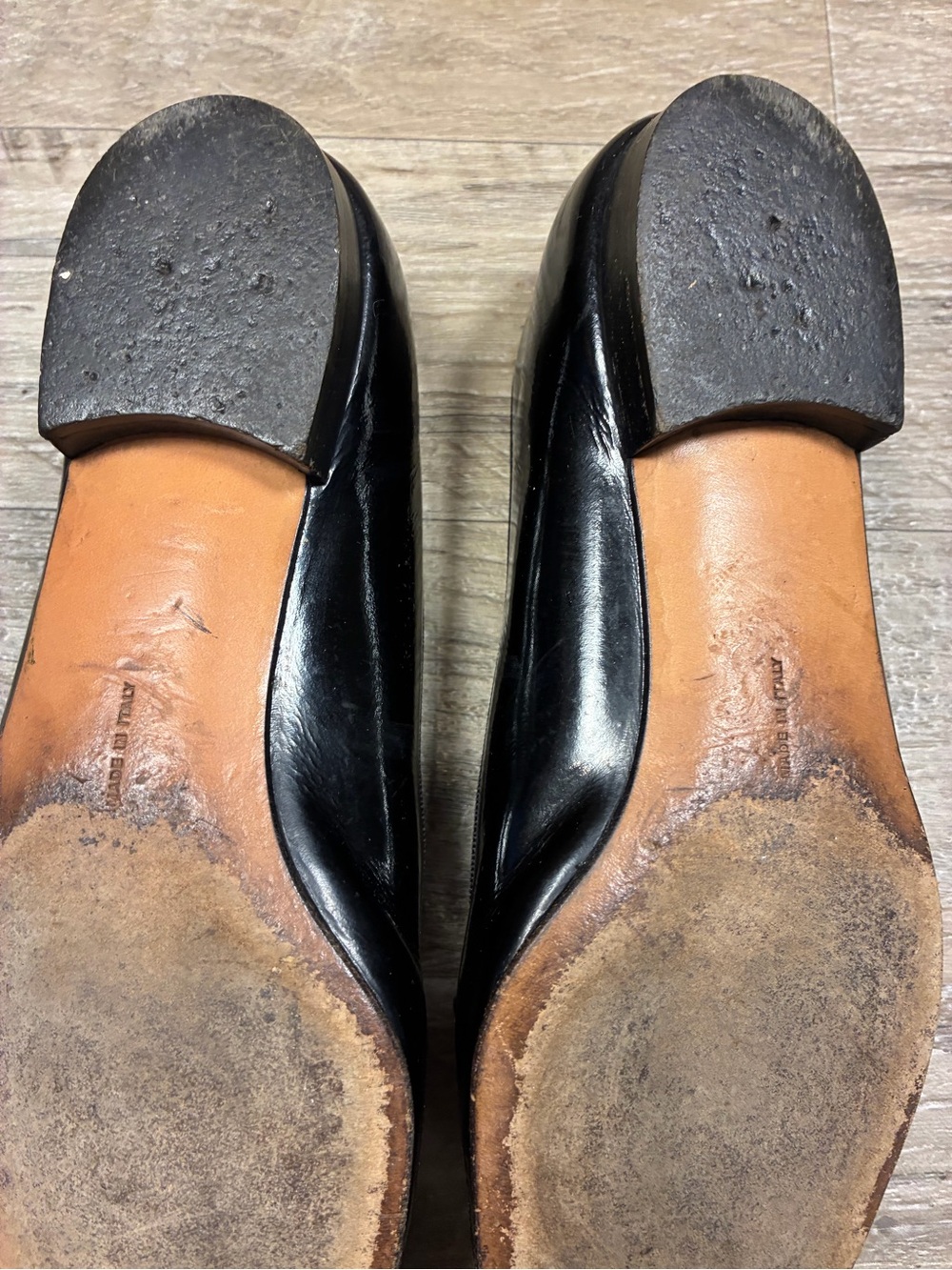 VTG Salvatore Ferragamo Boutique Patent Leather Slip On Loafers Bow Logo - Picture 11 of 13